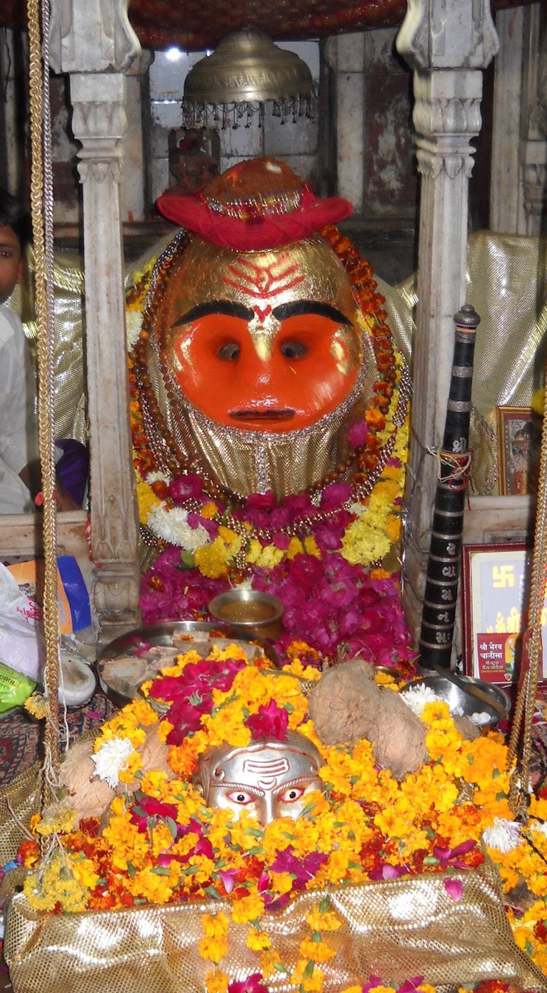 Mahakal Mandir (0.5 km)